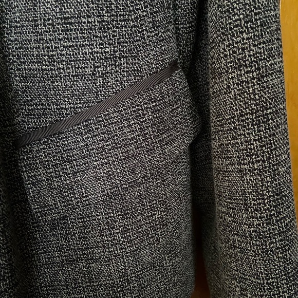 Brown and black blazer - Picture 4 of 7